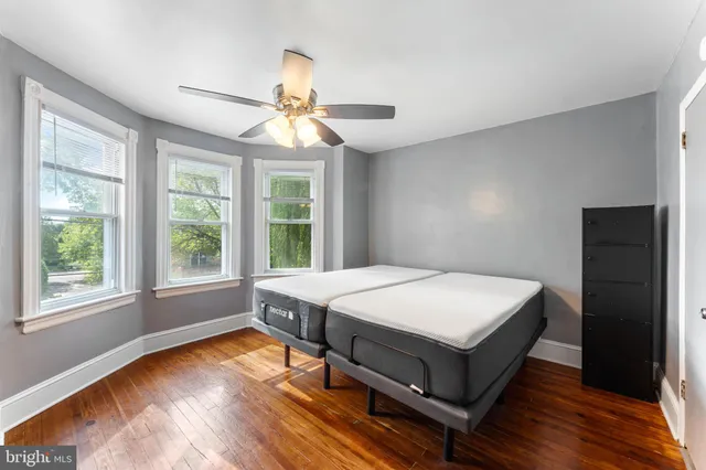 $182,000 | 17 Kern Street, Darby, PA 19023