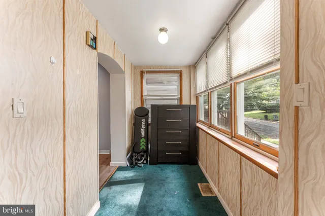 $182,000 | 17 Kern Street, Darby, PA 19023