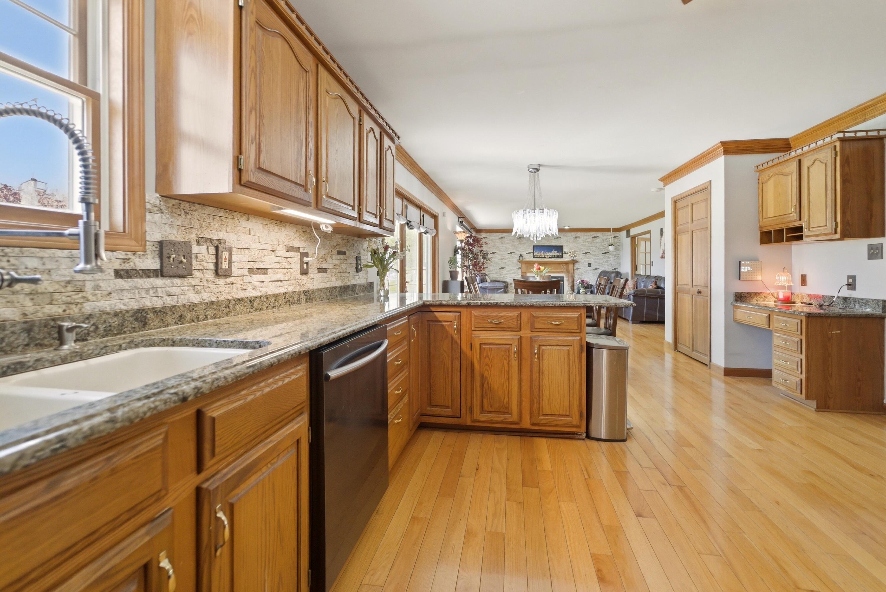 1401 West 95th Place Crown Point, IN 46307 - Photo 13 of 47 3000x2005