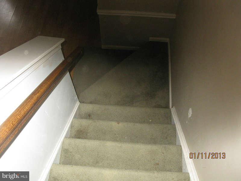 7473 Wounded Knee Road Lorton, VA 22079 - Photo 8 of 16 Stairwell