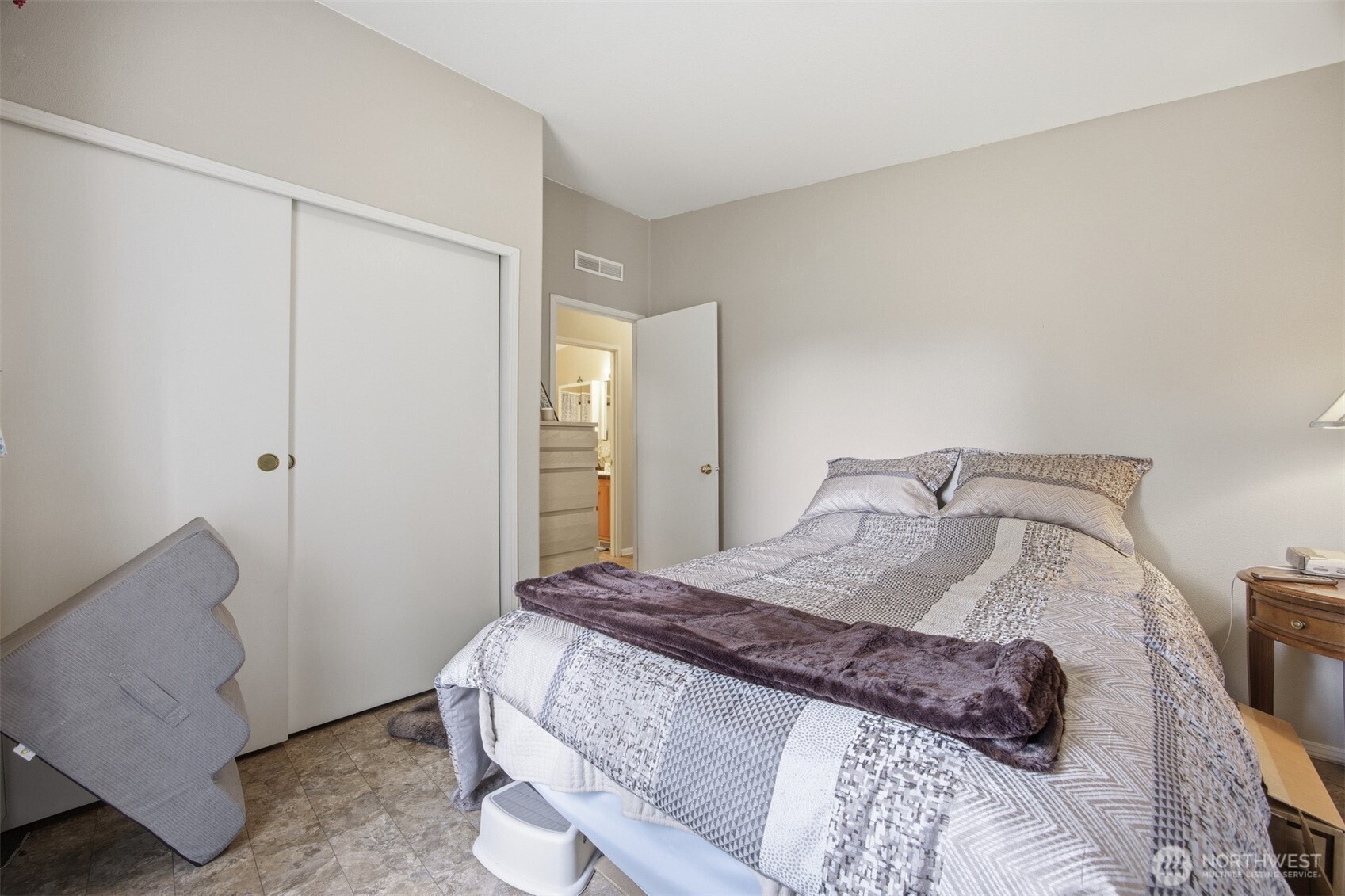 380 East Pole Road, Unit 6 Lynden, WA 98264 - Photo 29 of 40 a bedroom with a bed and a couch