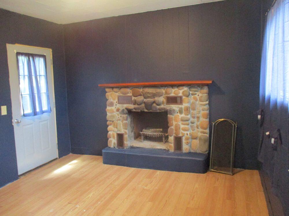 209 Spring Street Three Rivers, MI 49093 - Photo 4 of 12 fireplace