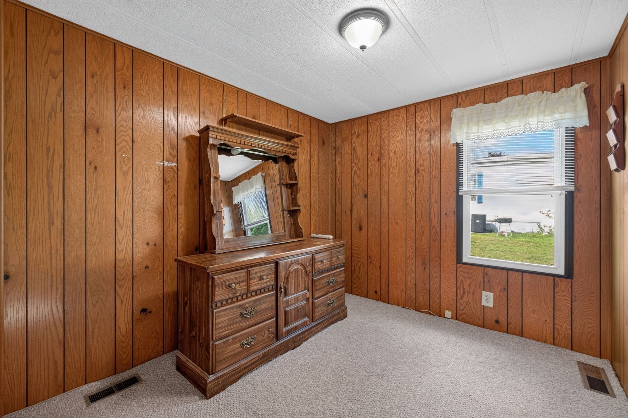 151 Easy Street Raynham, MA 02767 - Photo 16 of 31 Gallery Image 16