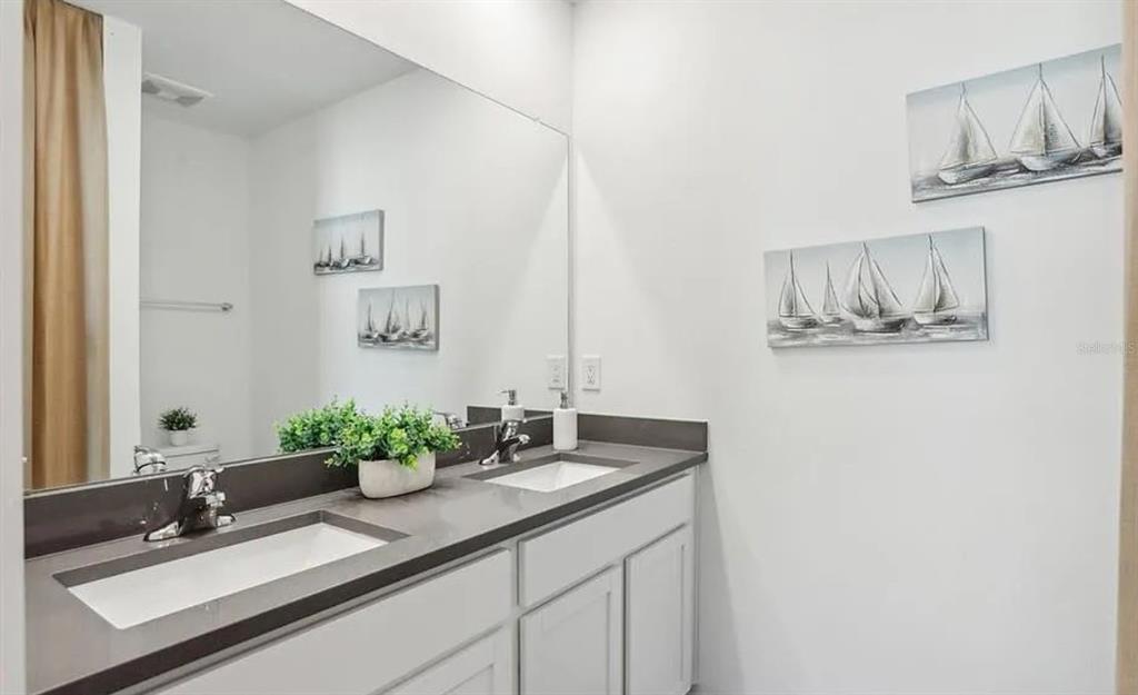 32528 Weathered Oak Drive Wesley Chapel, FL 33543 - Photo 15 of 18