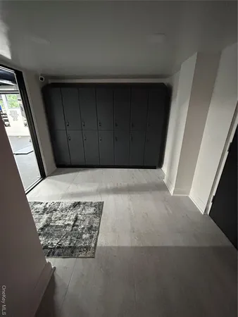 $2,700 | 220 Pelham Road, Unit 5E, New Rochelle, NY 10805