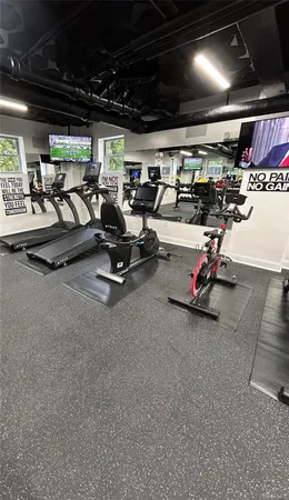 $2,700 | 220 Pelham Road, Unit 5E, New Rochelle, NY 10805