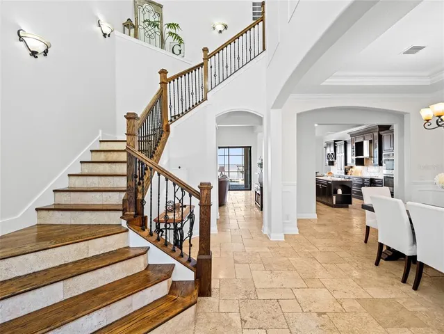 a view of entryway and hall