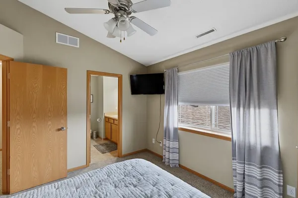 $248,500 | 1570 Savannah Circle, Unit A1, Davenport, IA 52807