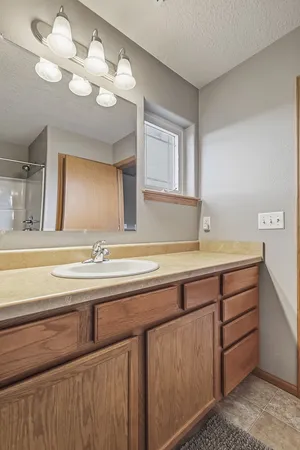 $248,500 | 1570 Savannah Circle, Unit A1, Davenport, IA 52807