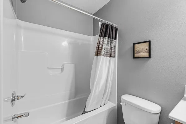 $248,500 | 1570 Savannah Circle, Unit A1, Davenport, IA 52807