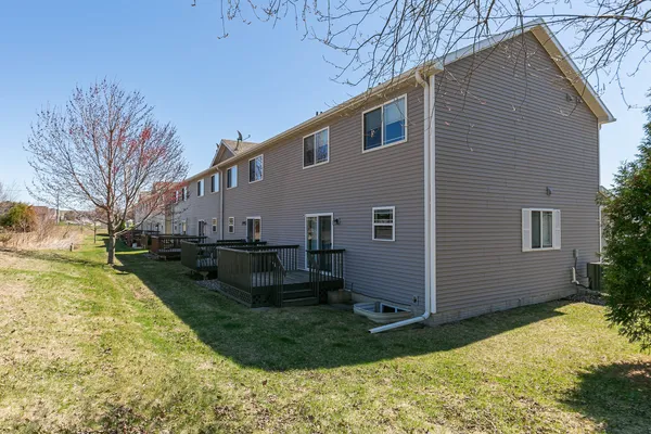 $248,500 | 1570 Savannah Circle, Unit A1, Davenport, IA 52807