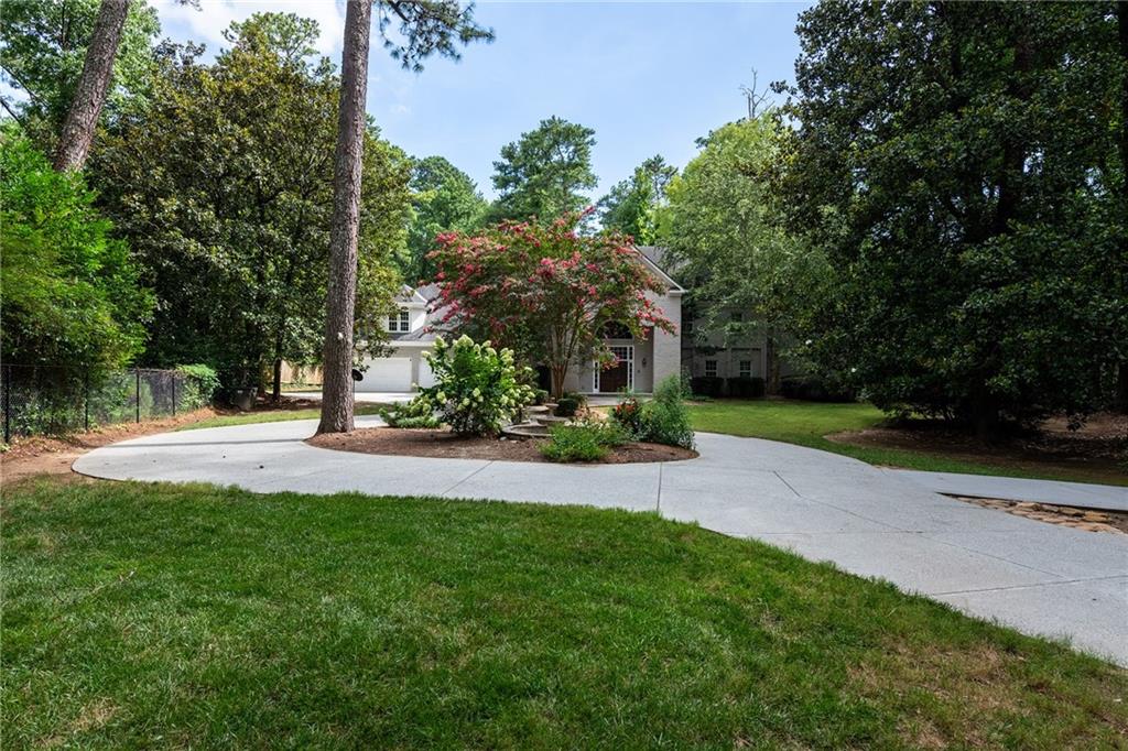 680 West Paces Ferry Road Northwest Atlanta, GA 30327 - Photo 44 of 48 Gallery Image 44