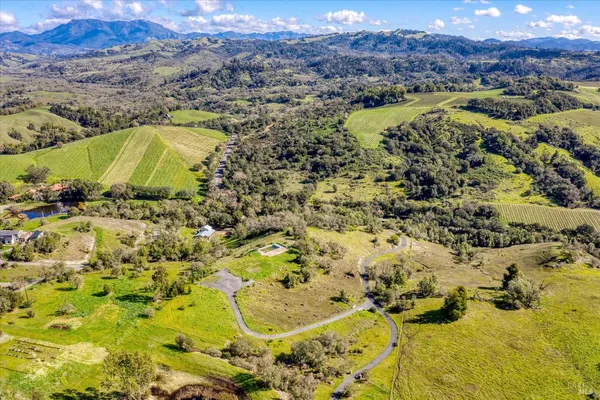 $1,750,000 | 10547 And 10443 Chalk Hill Road, Healdsburg, CA 95448