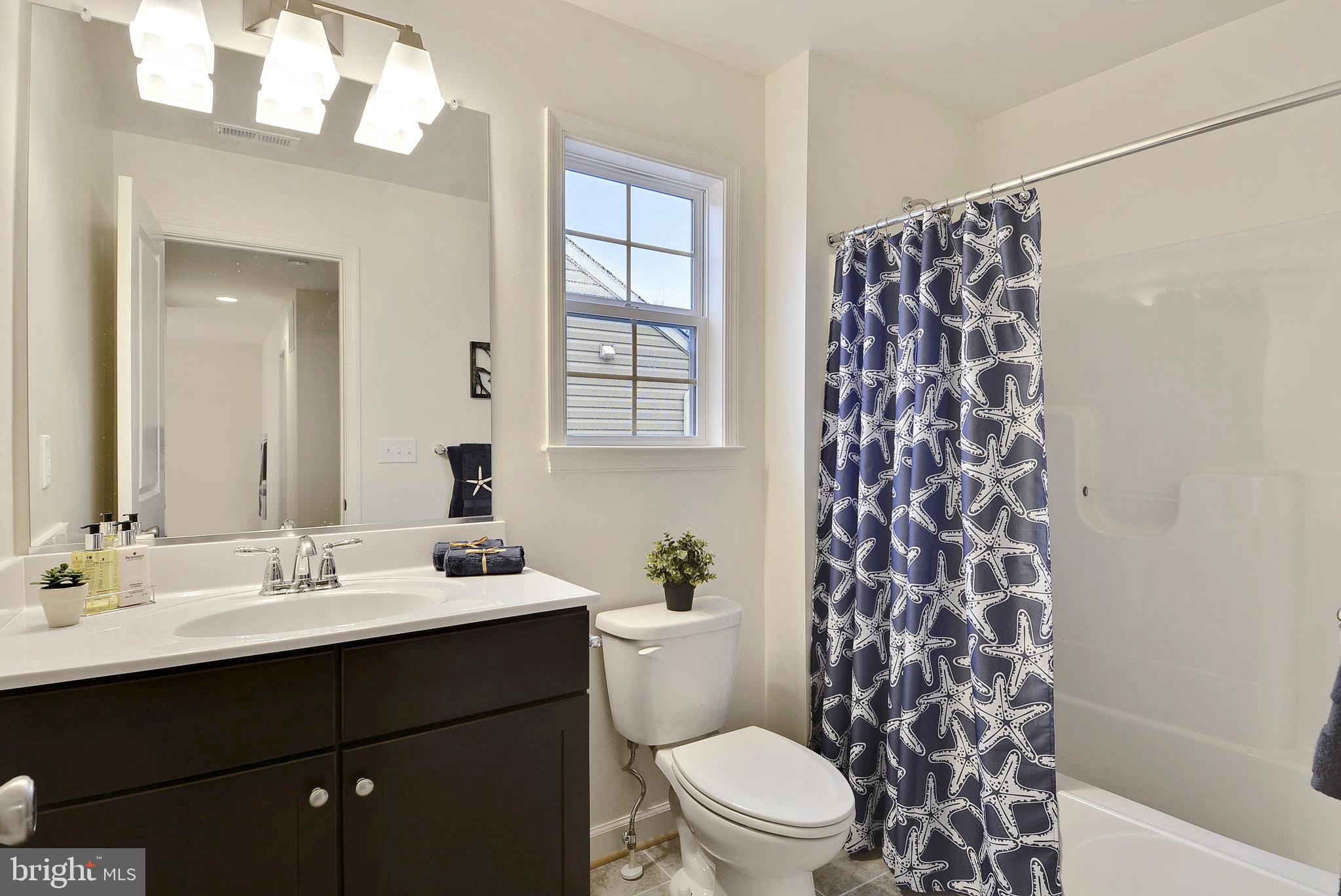 218 Carroll Road Pasadena, MD 21122 - Photo 27 of 37 Example of Hall Full Bath