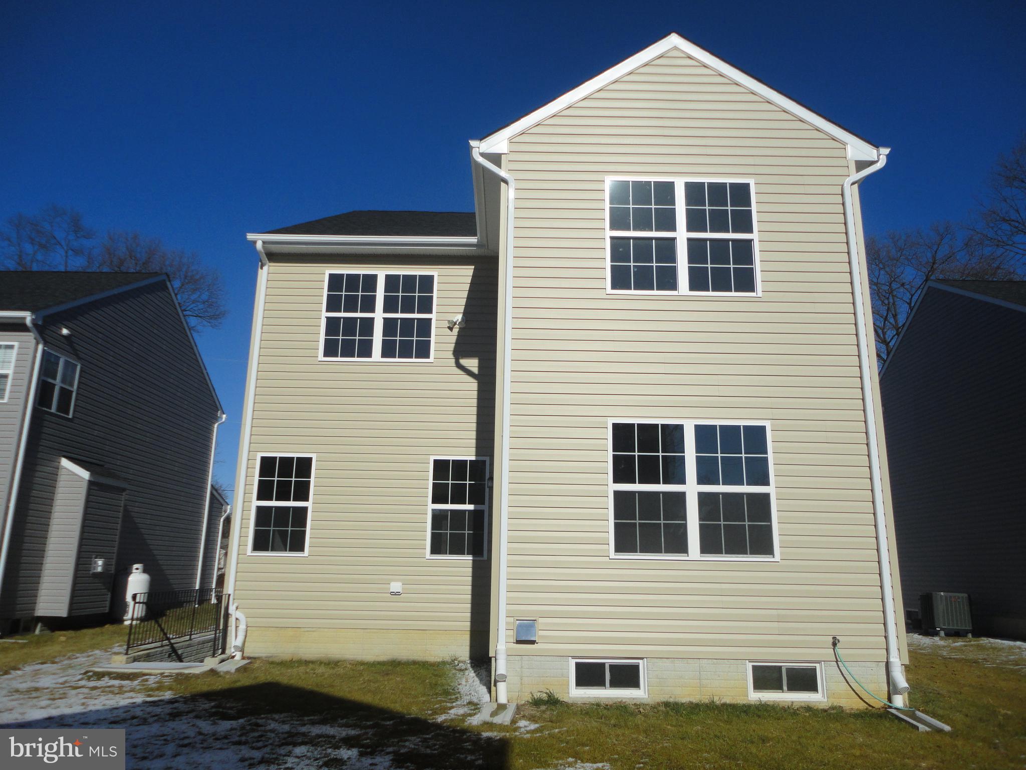 218 Carroll Road Pasadena, MD 21122 - Photo 31 of 37 Gallery Image 31