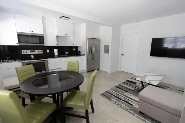 $2,000 | 1002 Northwest 74th Street, Unit 2, Miami, FL 33150