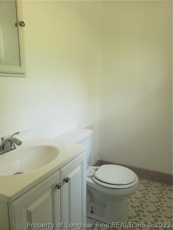 1004 Riverside Circle Spring Lake, NC 28390 - Photo 13 of 18 Gallery Image 13