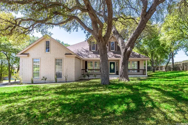 $2,300 | 1131 Flaming Oak Drive, New Braunfels, TX 78132