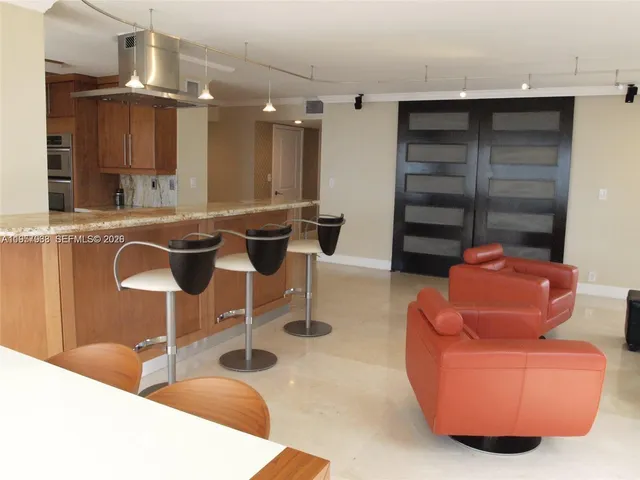 $5,500 | 1901 Brickell Avenue, Unit B1714, Miami, FL 33129