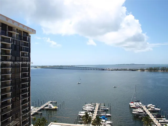 $5,500 | 1901 Brickell Avenue, Unit B1714, Miami, FL 33129