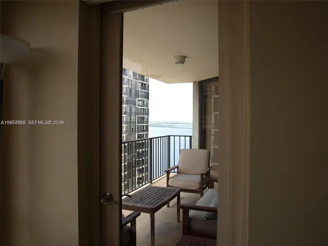 $5,500 | 1901 Brickell Avenue, Unit B1714, Miami, FL 33129