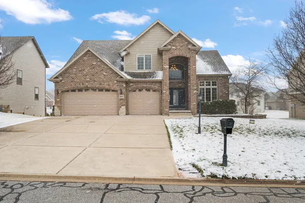 $589,900 | 9187 Michigan Drive, Crown Point, IN 46307