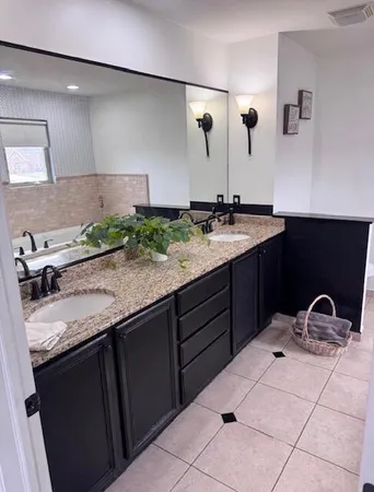 $589,900 | 9187 Michigan Drive, Crown Point, IN 46307