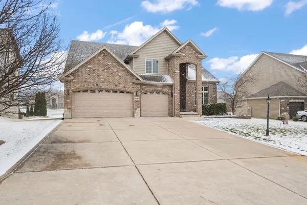 $589,900 | 9187 Michigan Drive, Crown Point, IN 46307