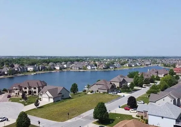 $589,900 | 9187 Michigan Drive, Crown Point, IN 46307