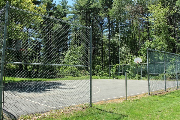230 Winding Pond Road, Unit 230 Londonderry, NH 03053 - Photo 28 of 30 a view of a park