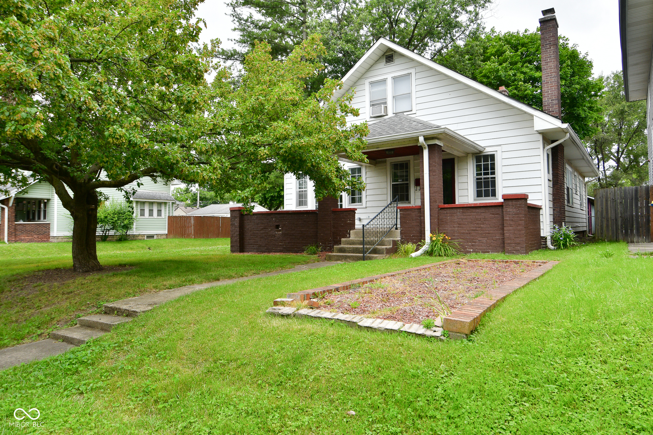 702 North Riley Avenue Indianapolis, IN 46201 - Photo 1 of 54 Gallery Image 1