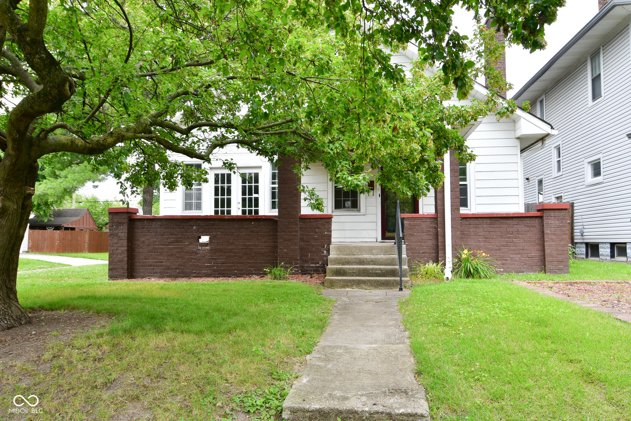 702 North Riley Avenue Indianapolis, IN 46201 - Photo 2 of 54 Gallery Image 2