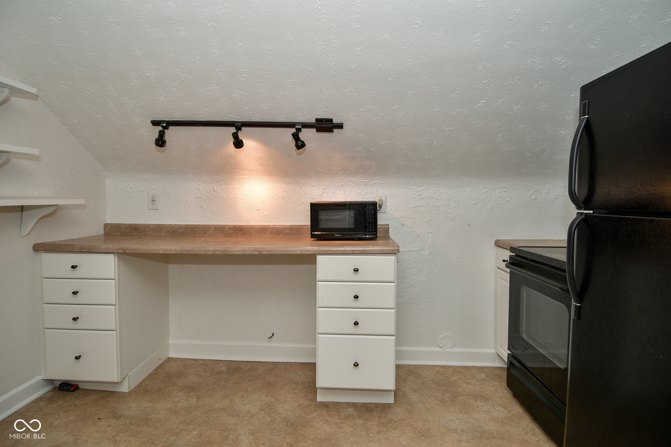 702 North Riley Avenue Indianapolis, IN 46201 - Photo 43 of 54 Gallery Image 43