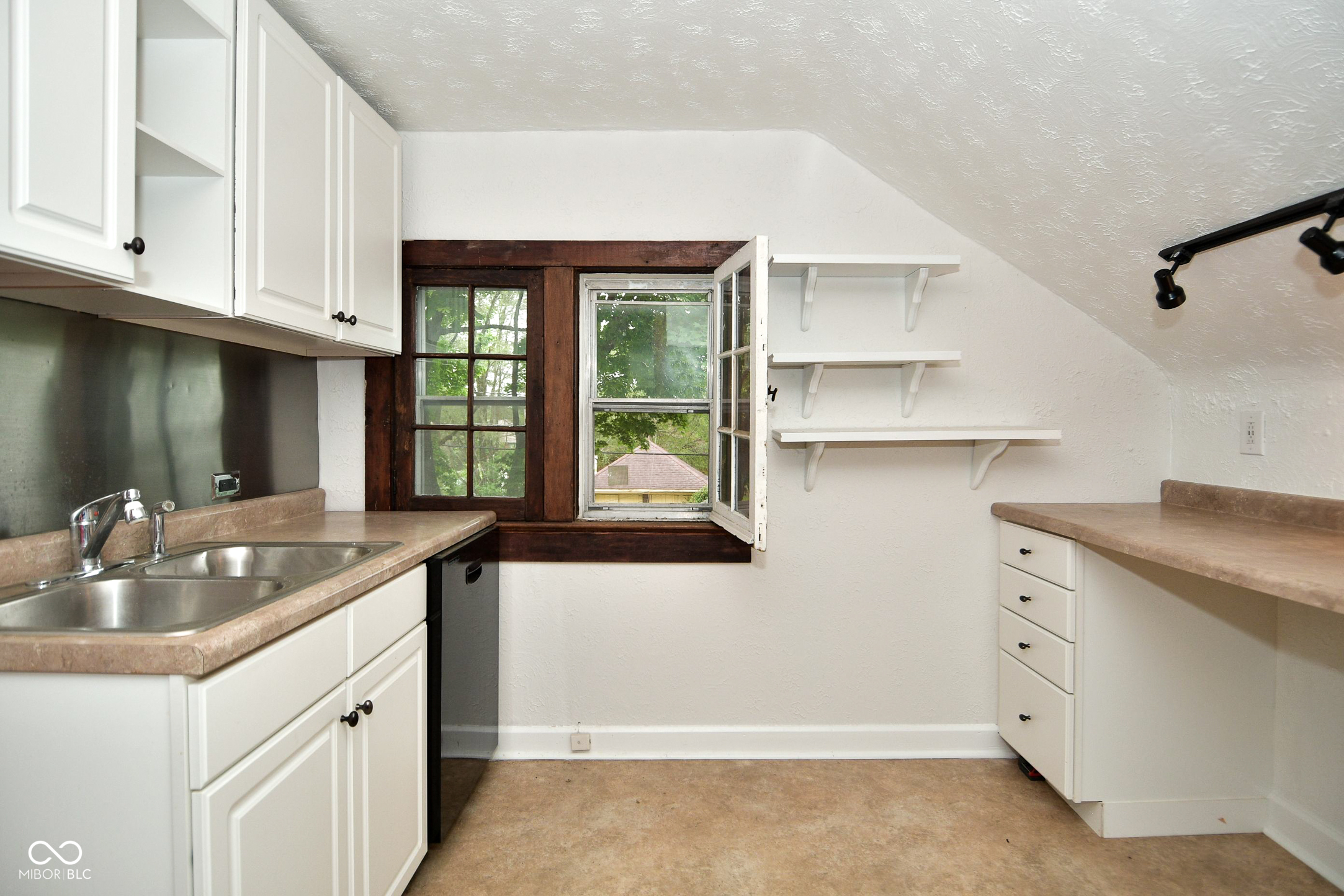 702 North Riley Avenue Indianapolis, IN 46201 - Photo 44 of 54 Gallery Image 44
