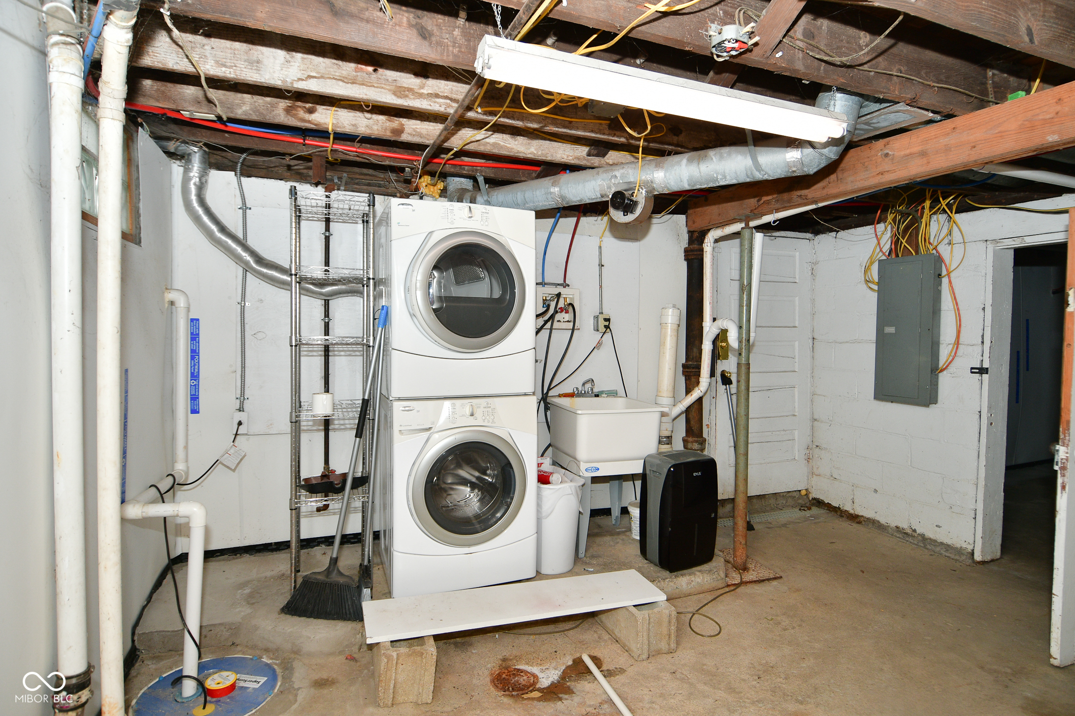 702 North Riley Avenue Indianapolis, IN 46201 - Photo 49 of 54 Gallery Image 49