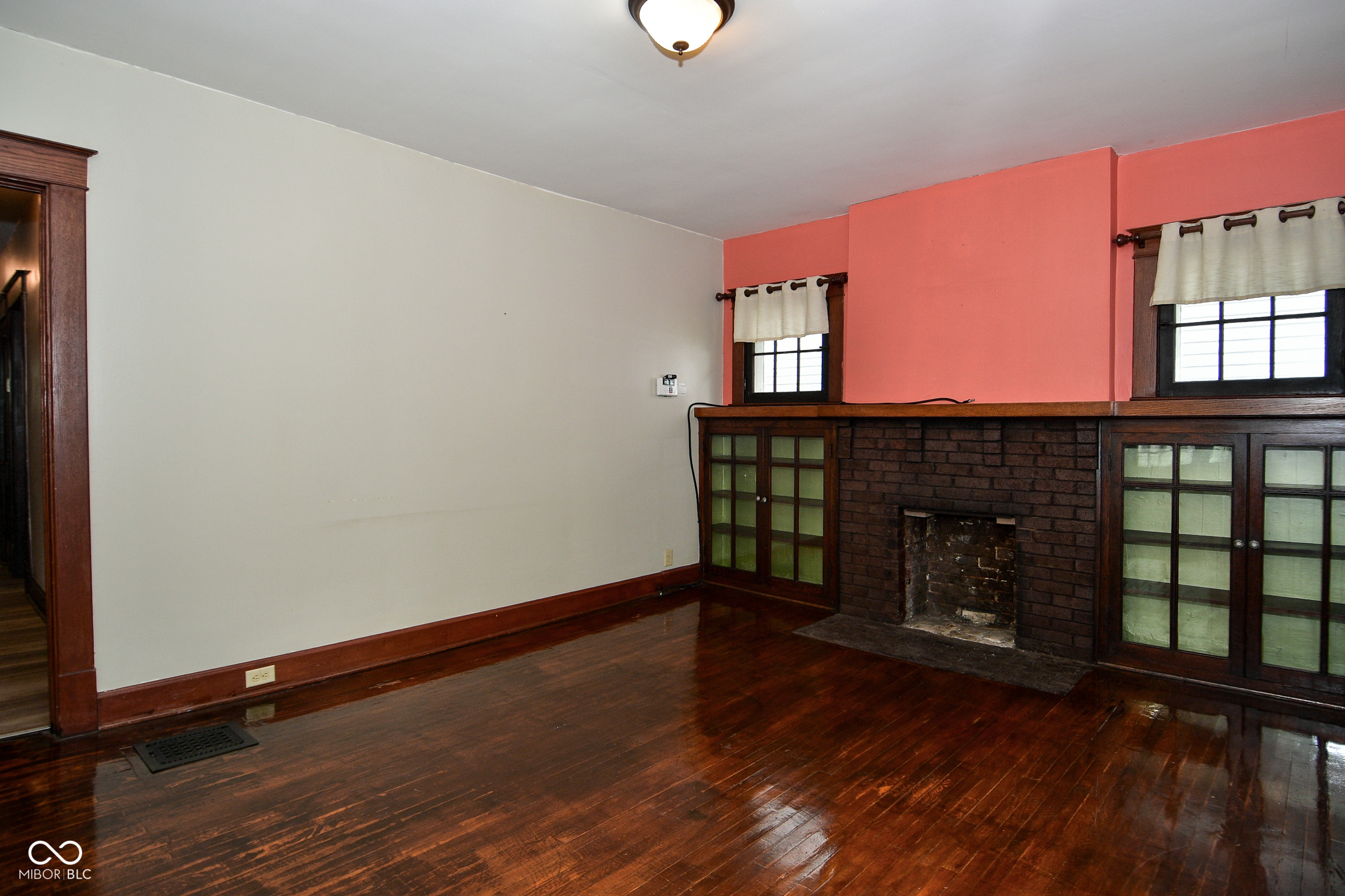 702 North Riley Avenue Indianapolis, IN 46201 - Photo 7 of 54 Gallery Image 7