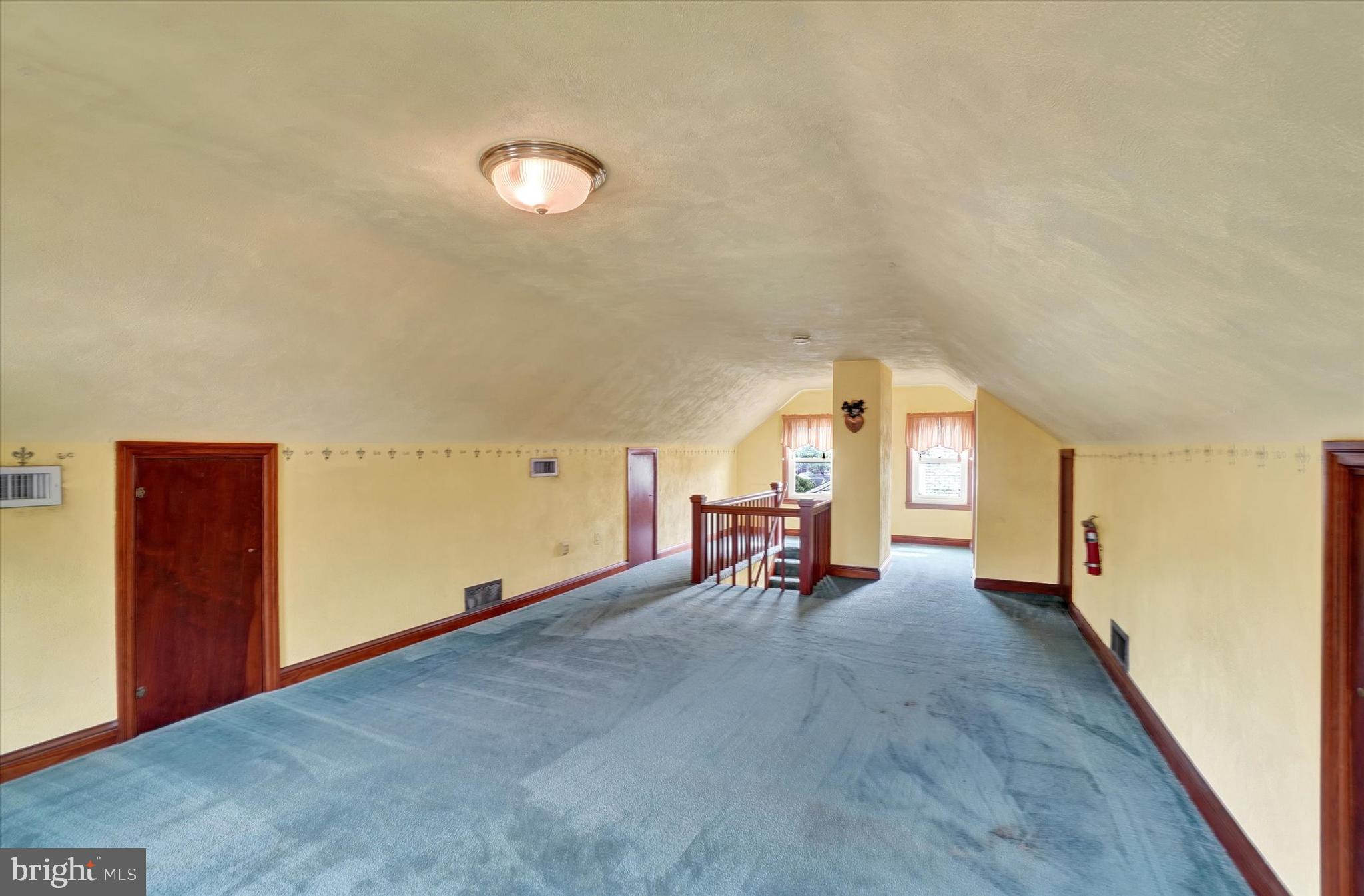 1129 Ruxton Road York, PA 17403 - Photo 16 of 30 Gallery Image 16