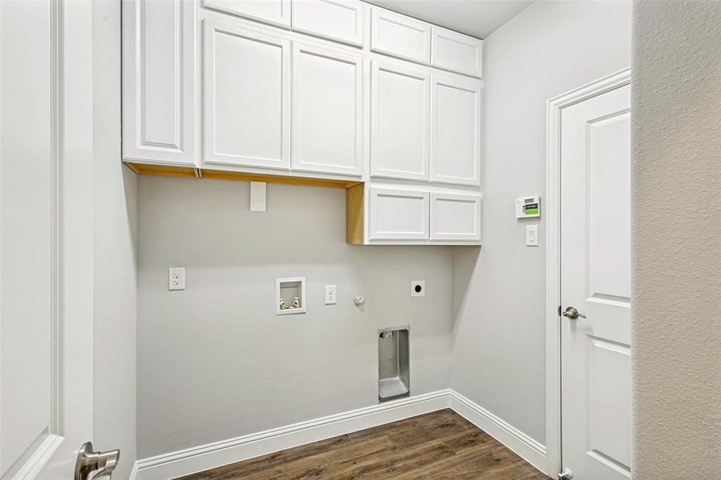 212 Wandering Way Anna, TX 75409 - Photo 29 of 36 a view of cabinets