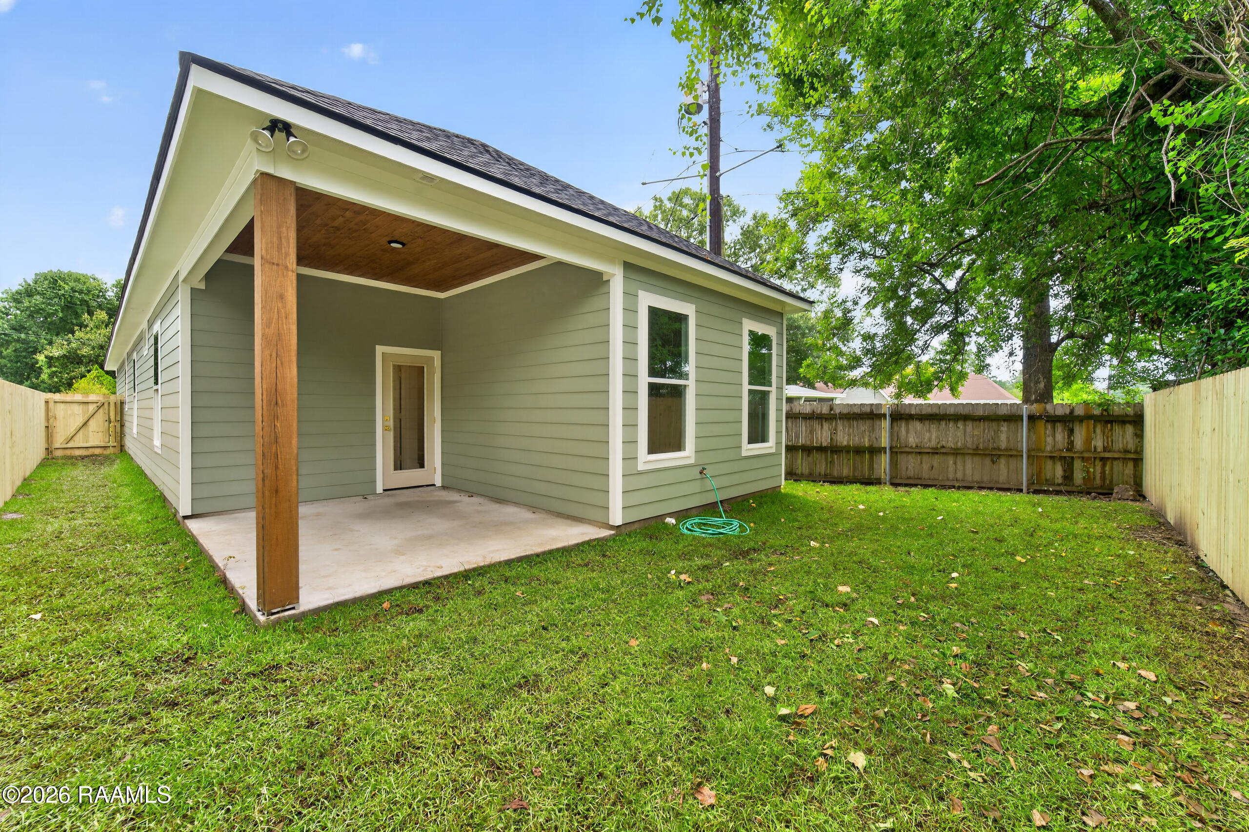 304 Academy Road Lafayette, LA 70503 - Photo 24 of 26 DSC02533