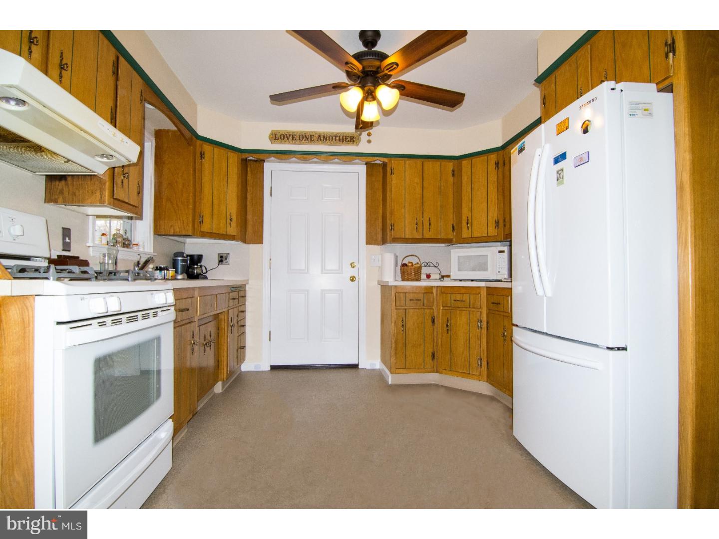 352 Tylers Mill Road Sewell, NJ 08080 - Photo 14 of 24 Kitchen