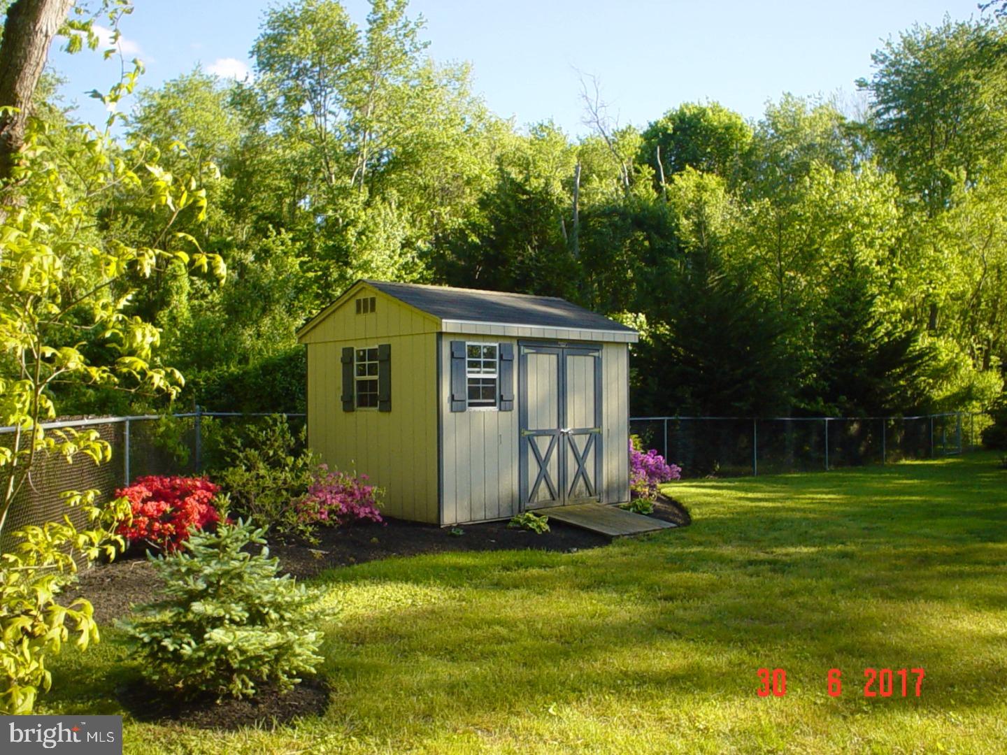 352 Tylers Mill Road Sewell, NJ 08080 - Photo 4 of 24 Gallery Image 4