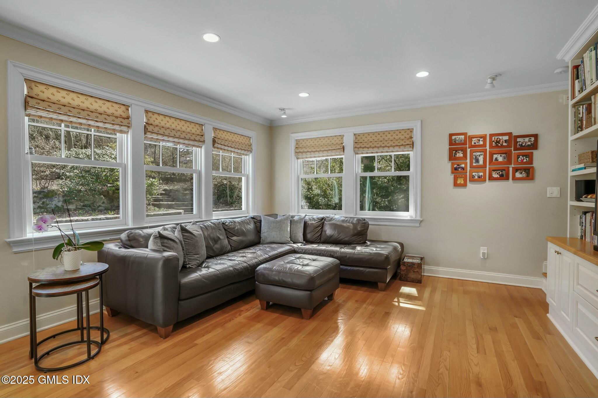 71 Valleywood Road Cos Cob, CT 06807 - Photo 12 of 35 tempImagepB7j6y
