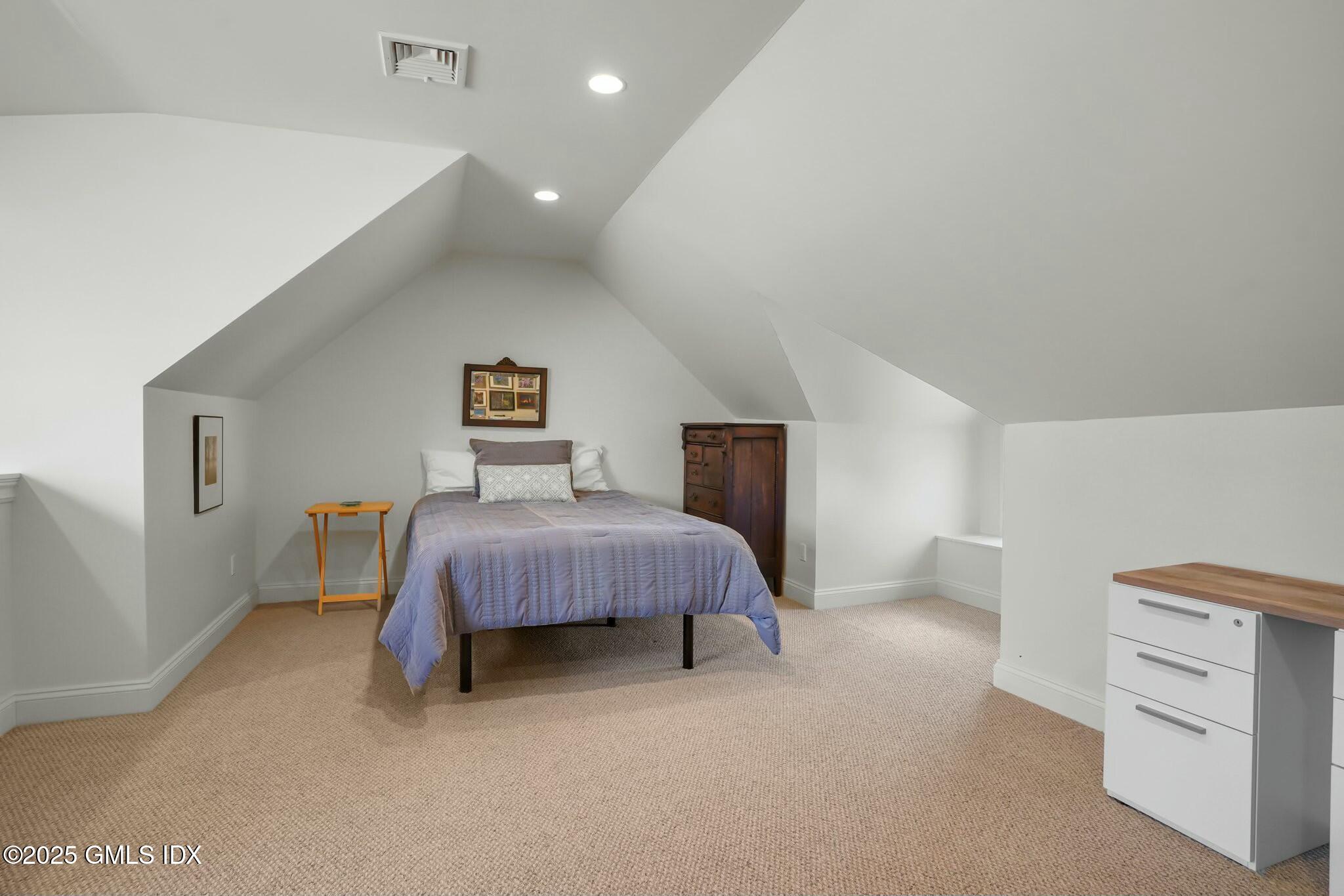71 Valleywood Road Cos Cob, CT 06807 - Photo 25 of 35 4th bedroom