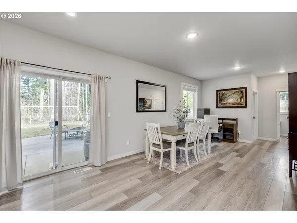 $839,900 | 27754 South Cedar Bridge Lane, Colton, OR 97017