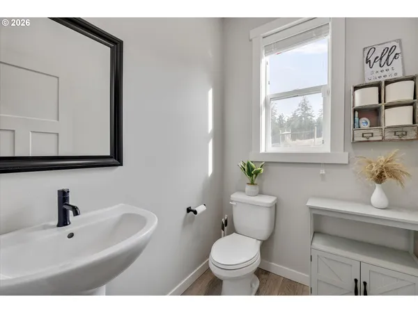 $839,900 | 27754 South Cedar Bridge Lane, Colton, OR 97017