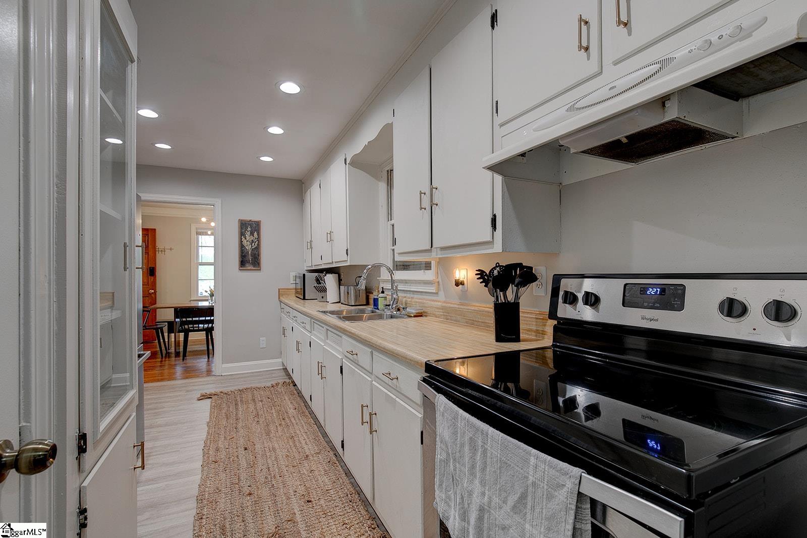 205 East Marion Road Greenville, SC 29617 - Photo 15 of 36 Gallery Image 15