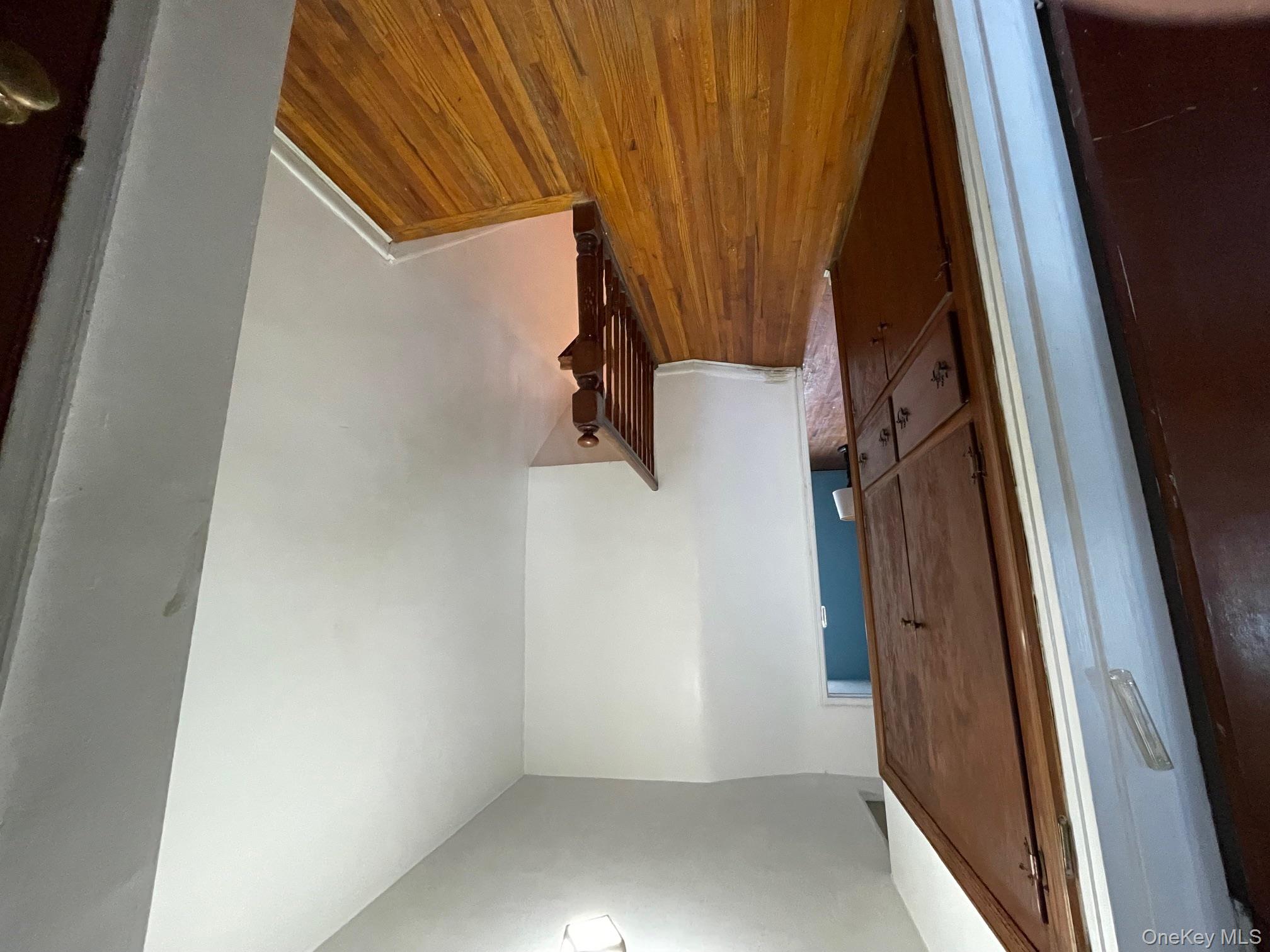 147-27 76th Road Queens, NY 11367 - Photo 12 of 13