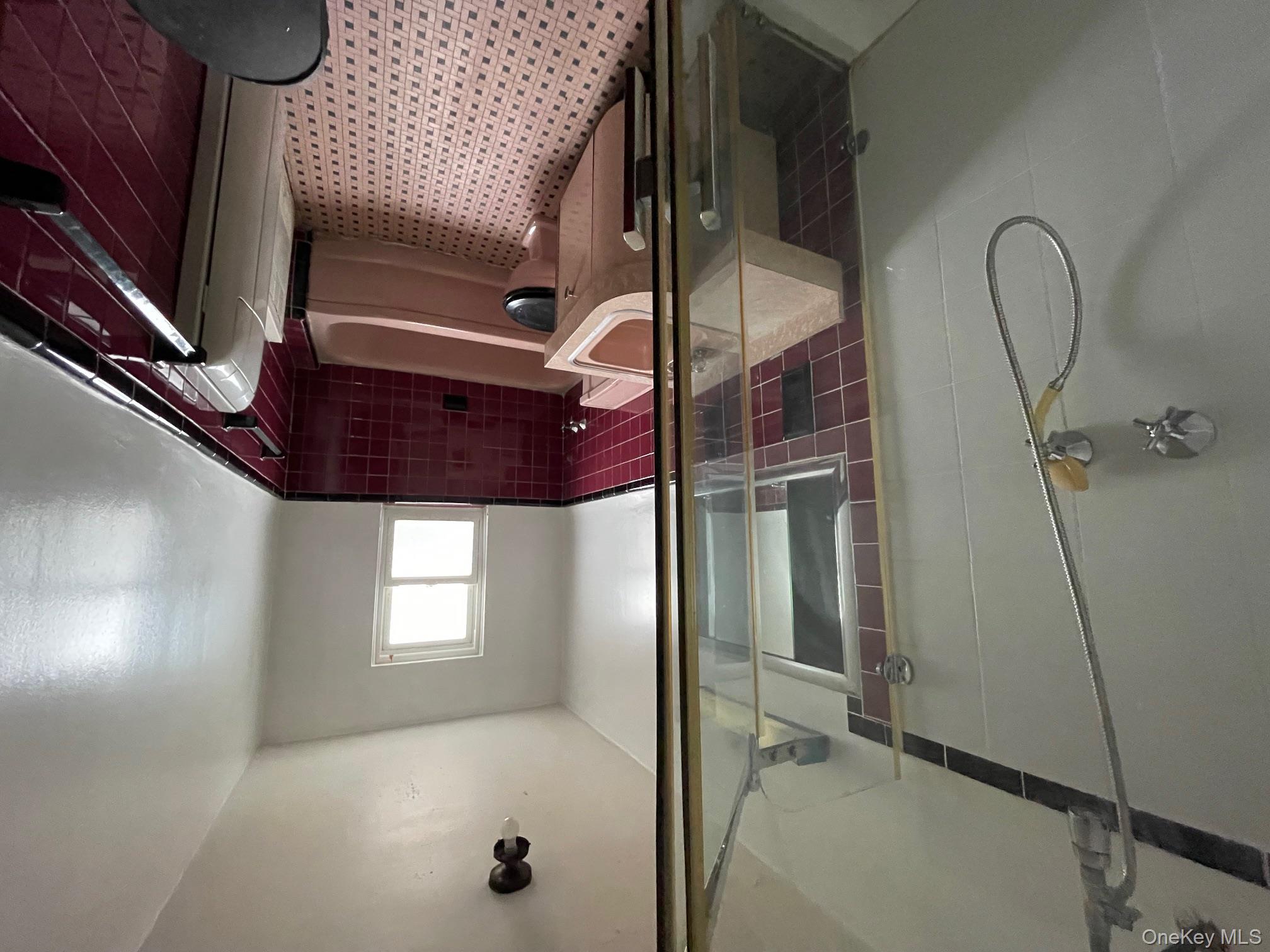 147-27 76th Road Queens, NY 11367 - Photo 8 of 13