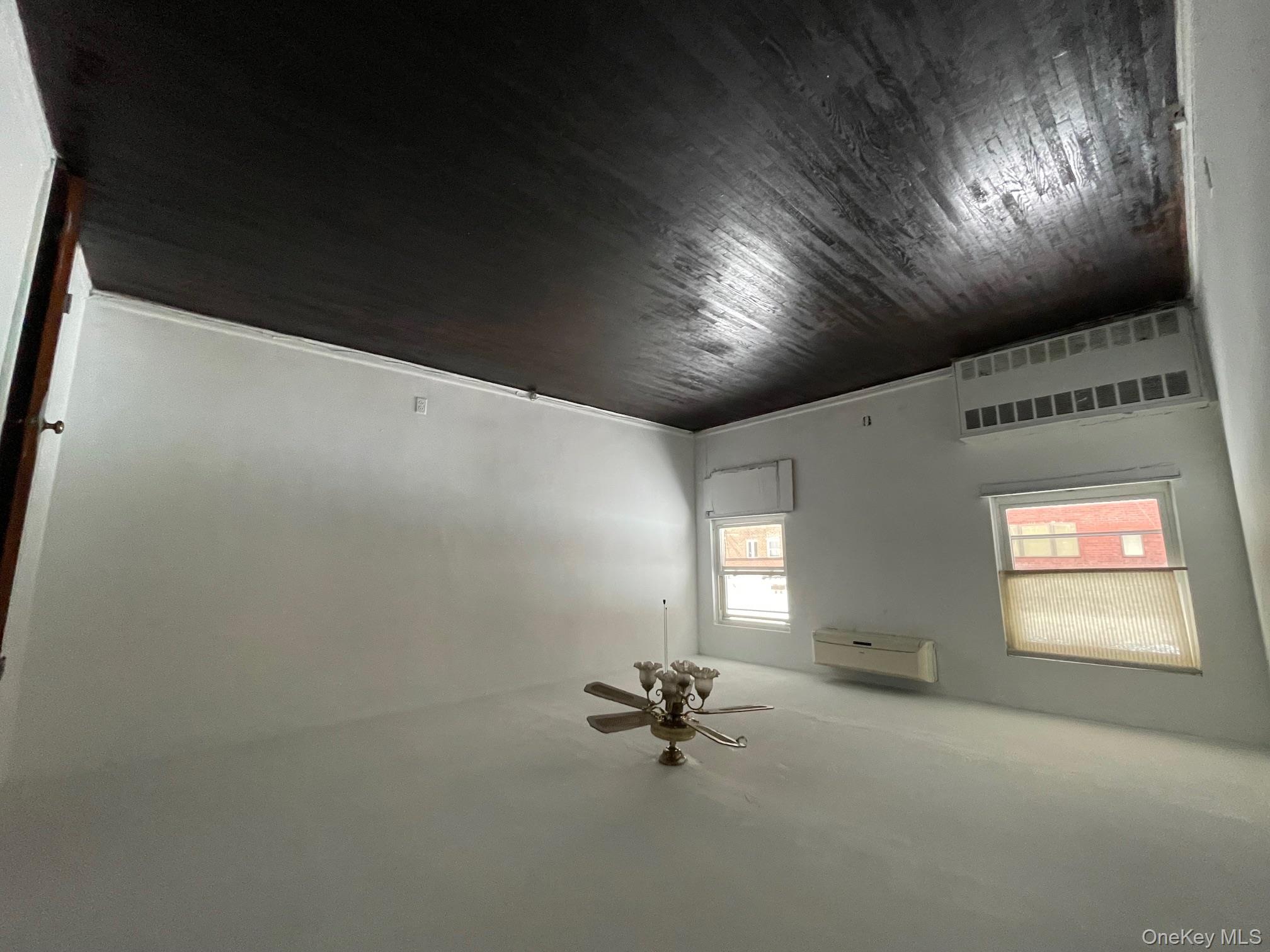 147-27 76th Road Queens, NY 11367 - Photo 9 of 13