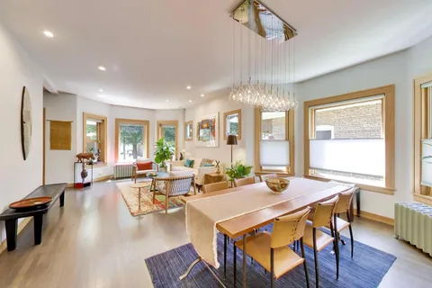 $889,000 | 138 Ashland Avenue, River Forest, IL 60305
